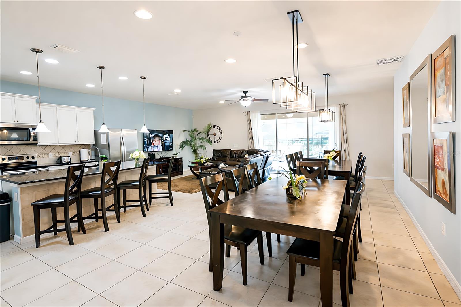 WINDSOR AT WESTSIDE PH 1 - Residential