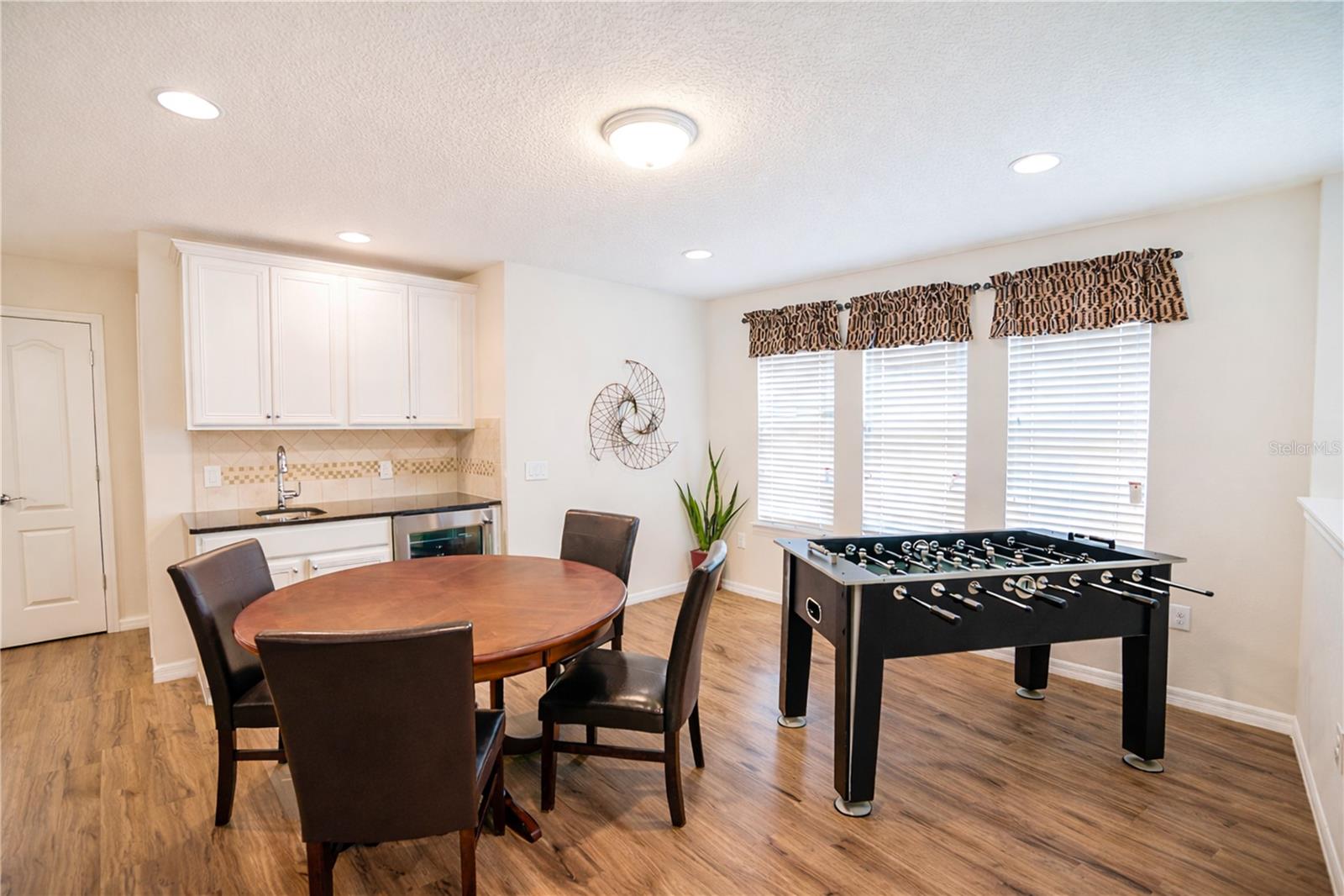 WINDSOR AT WESTSIDE PH 1 - Residential