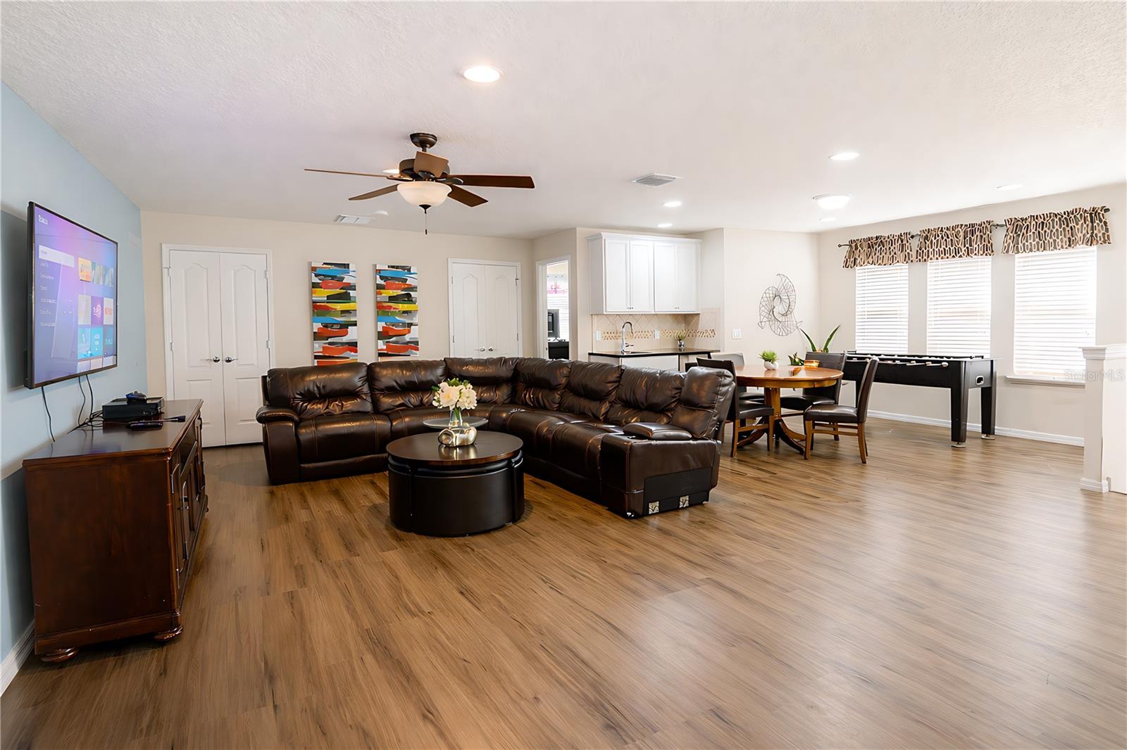 WINDSOR AT WESTSIDE PH 1 - Residential