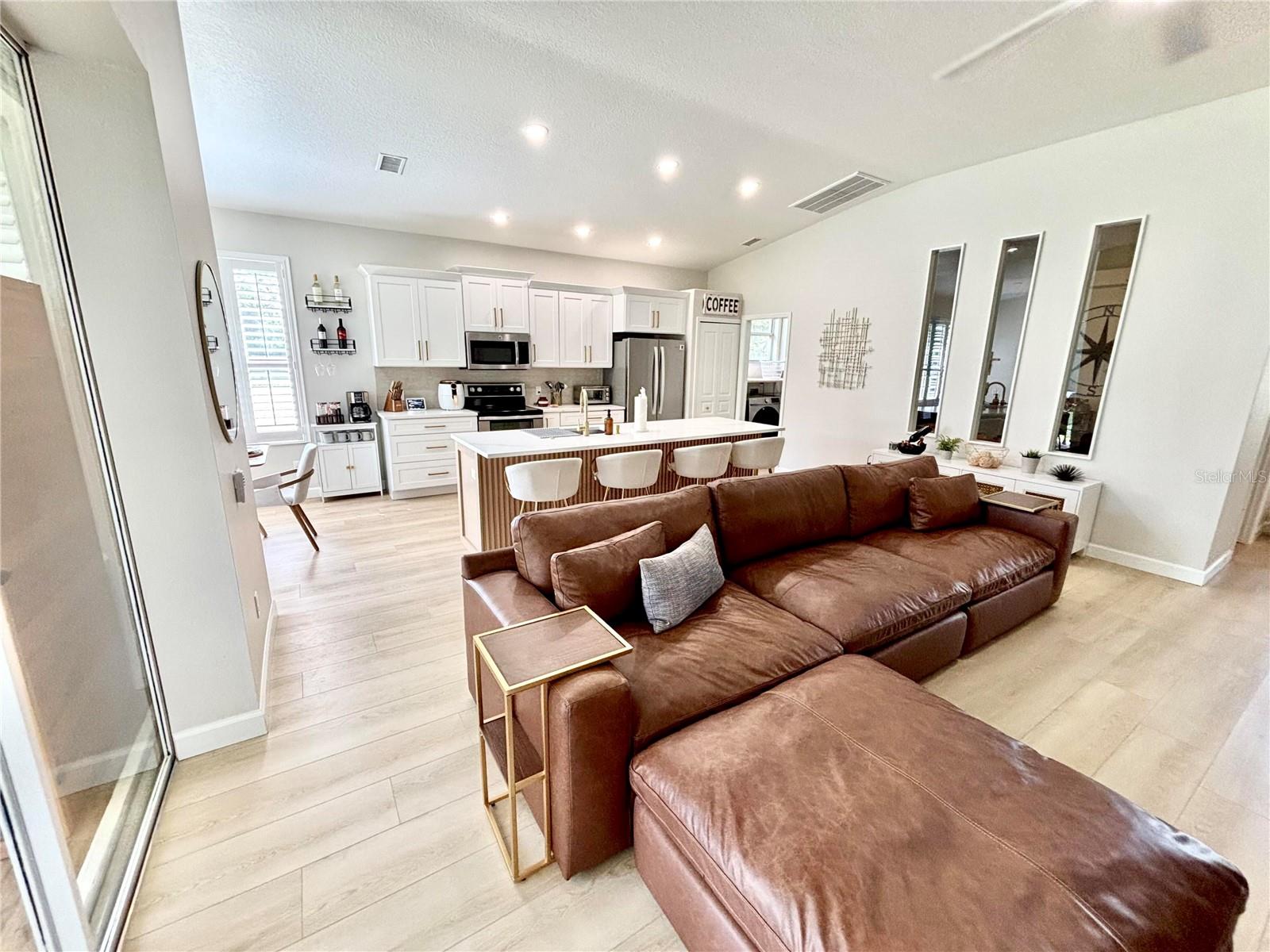 8495 IDLEWOOD COURT