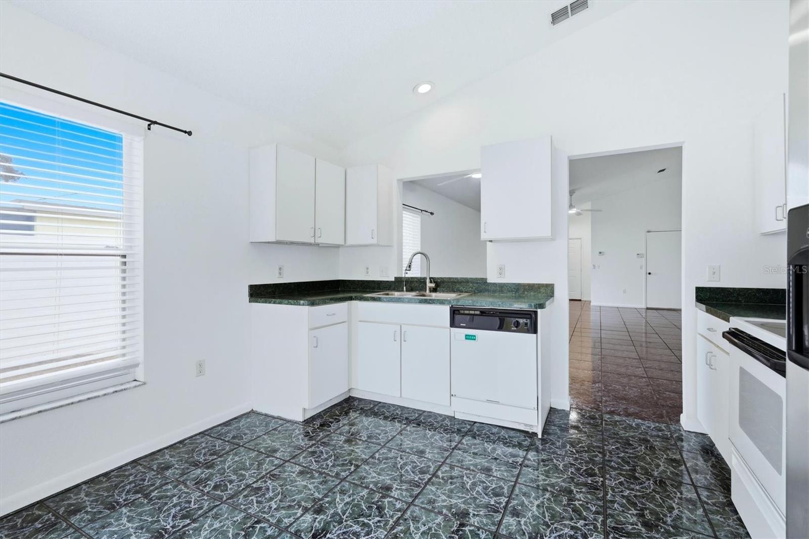 FAIRWAY - Residential