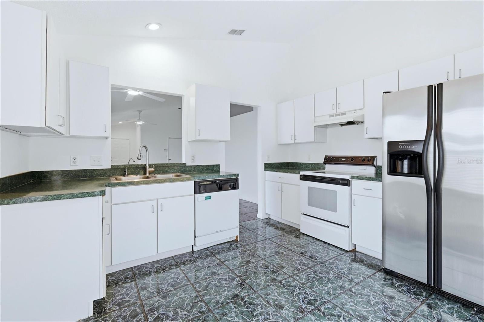 FAIRWAY - Residential