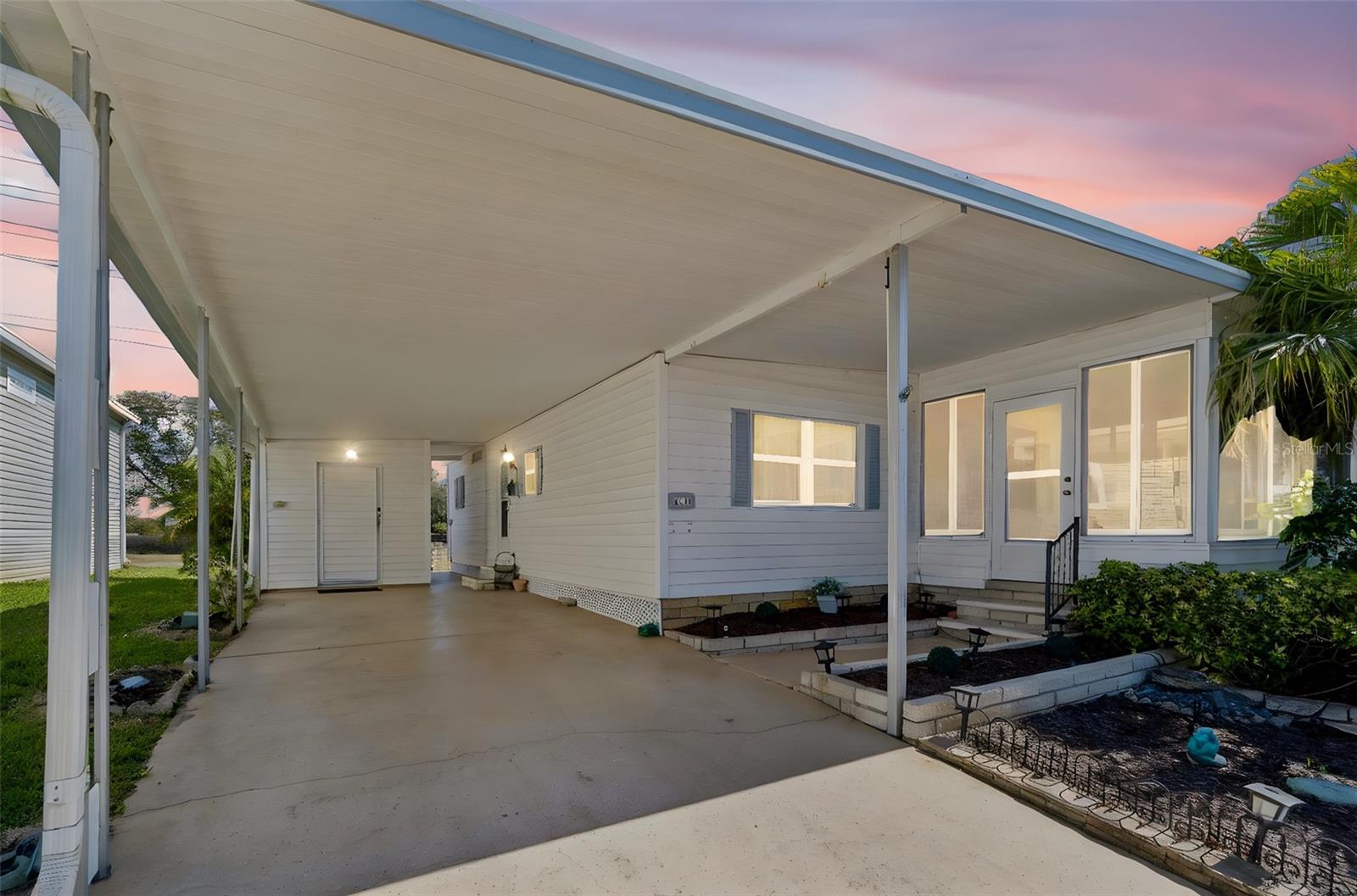 BLUE JAY MOBILE HOME ESTATES CONDO - Residential