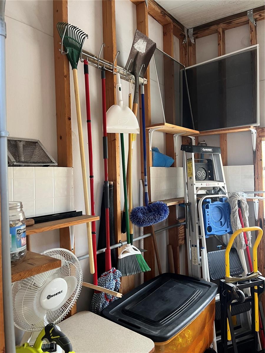 VENICE ISLE - Residential