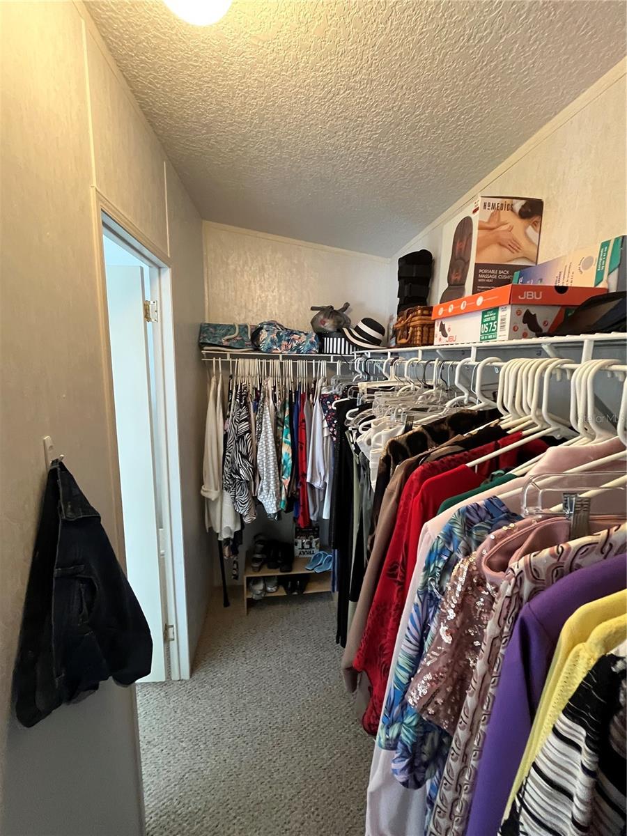 VENICE ISLE - Residential