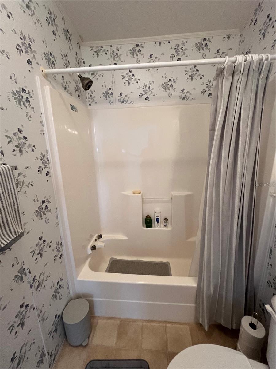 VENICE ISLE - Residential