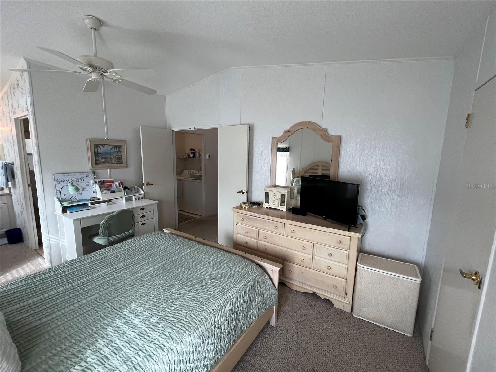 VENICE ISLE - Residential