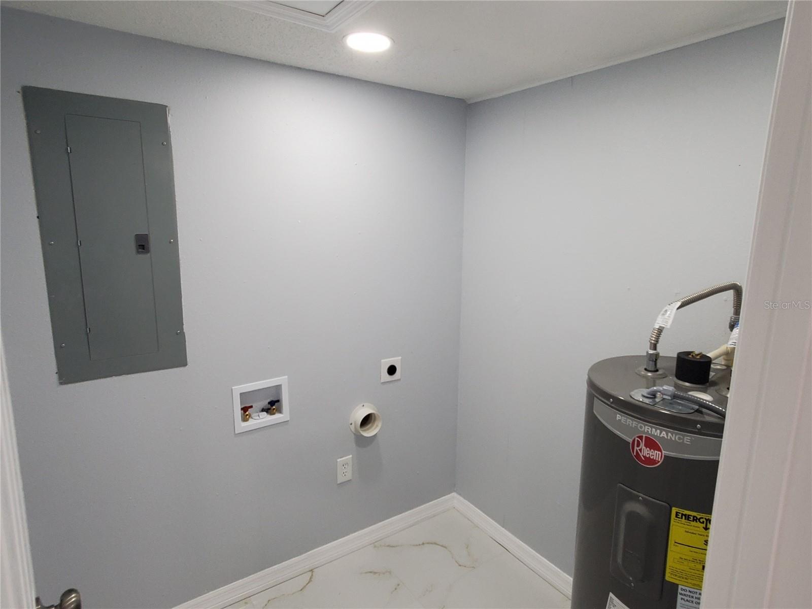 EMBASSY HILLS - Residential