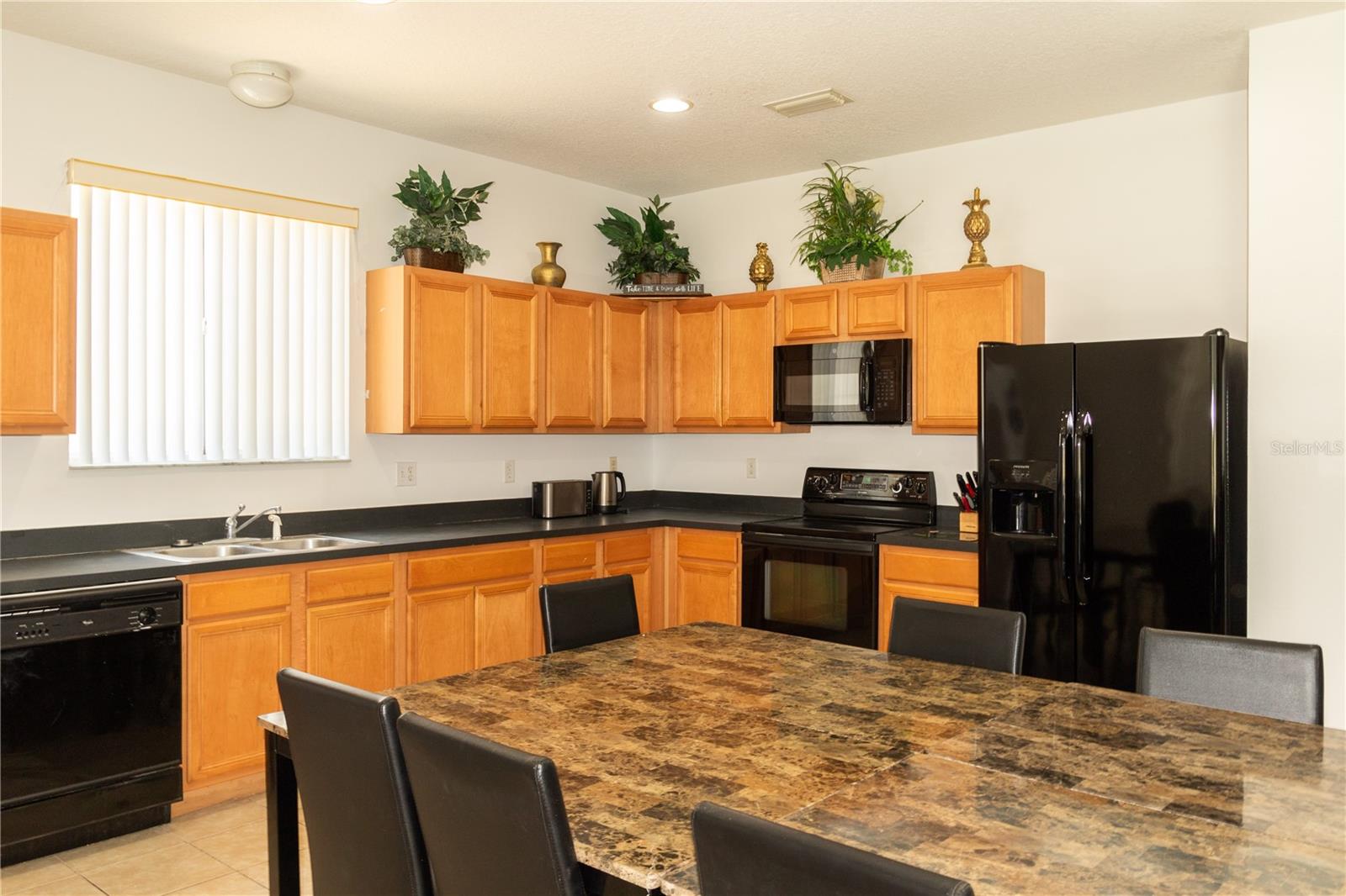 LEGACY PARK - Residential Lease