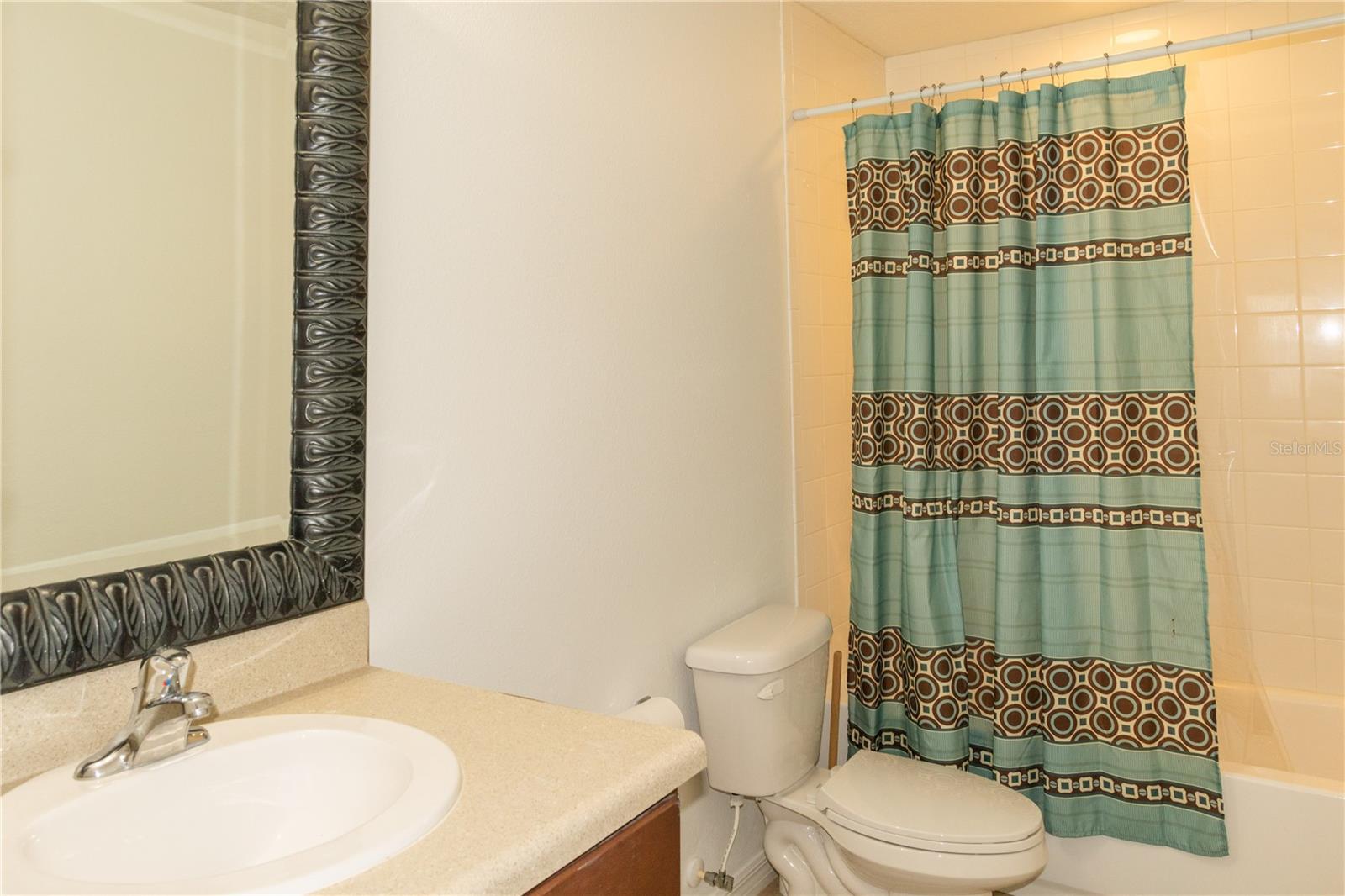 LEGACY PARK - Residential Lease