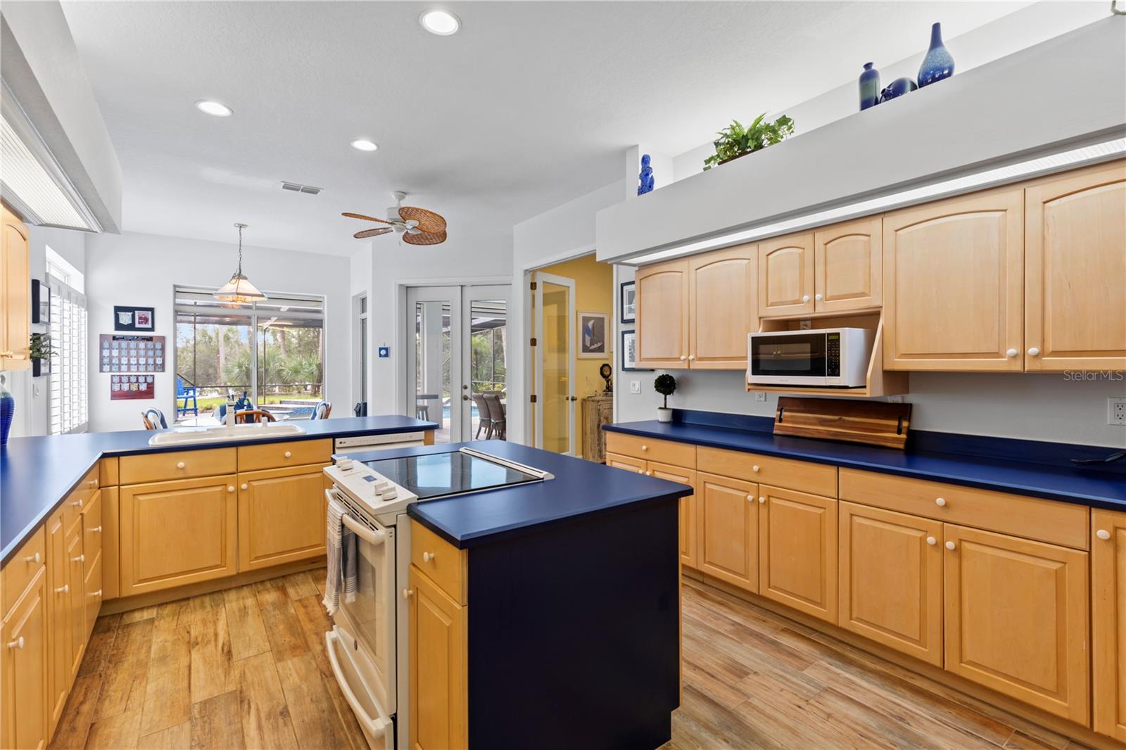 PALMAS BAY CLUB - Residential