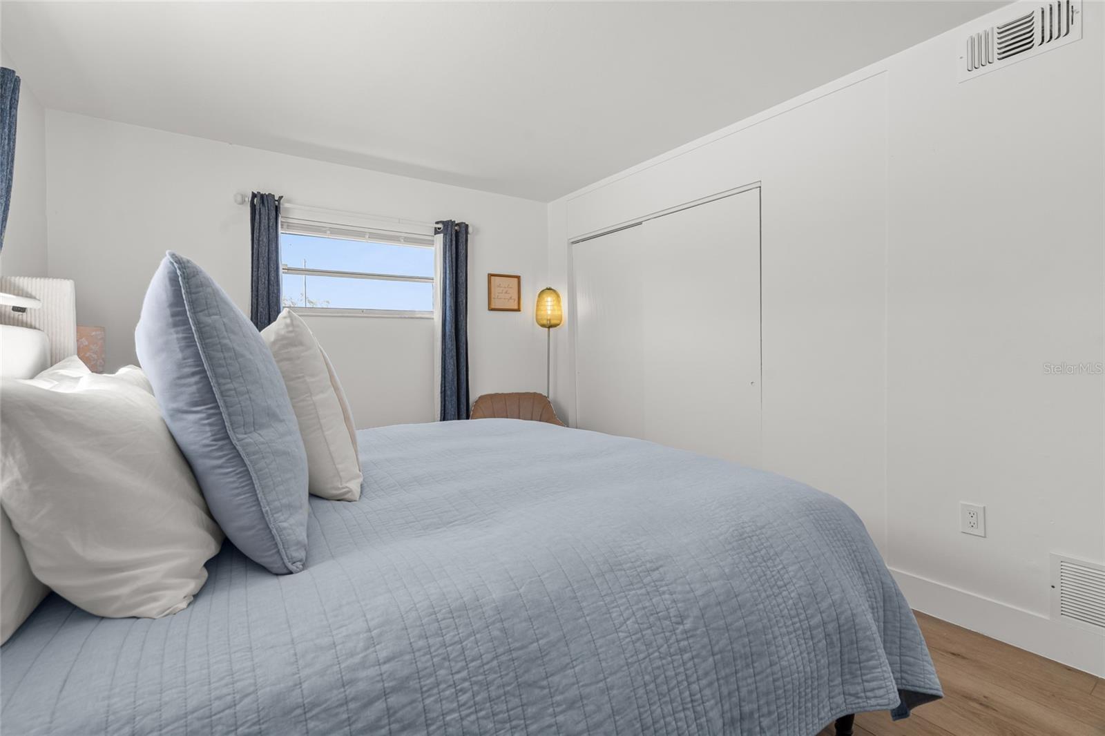 INWOOD PARK FIRST ADD - Residential Income