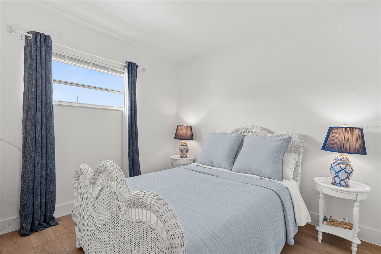 INWOOD PARK FIRST ADD - Residential Income