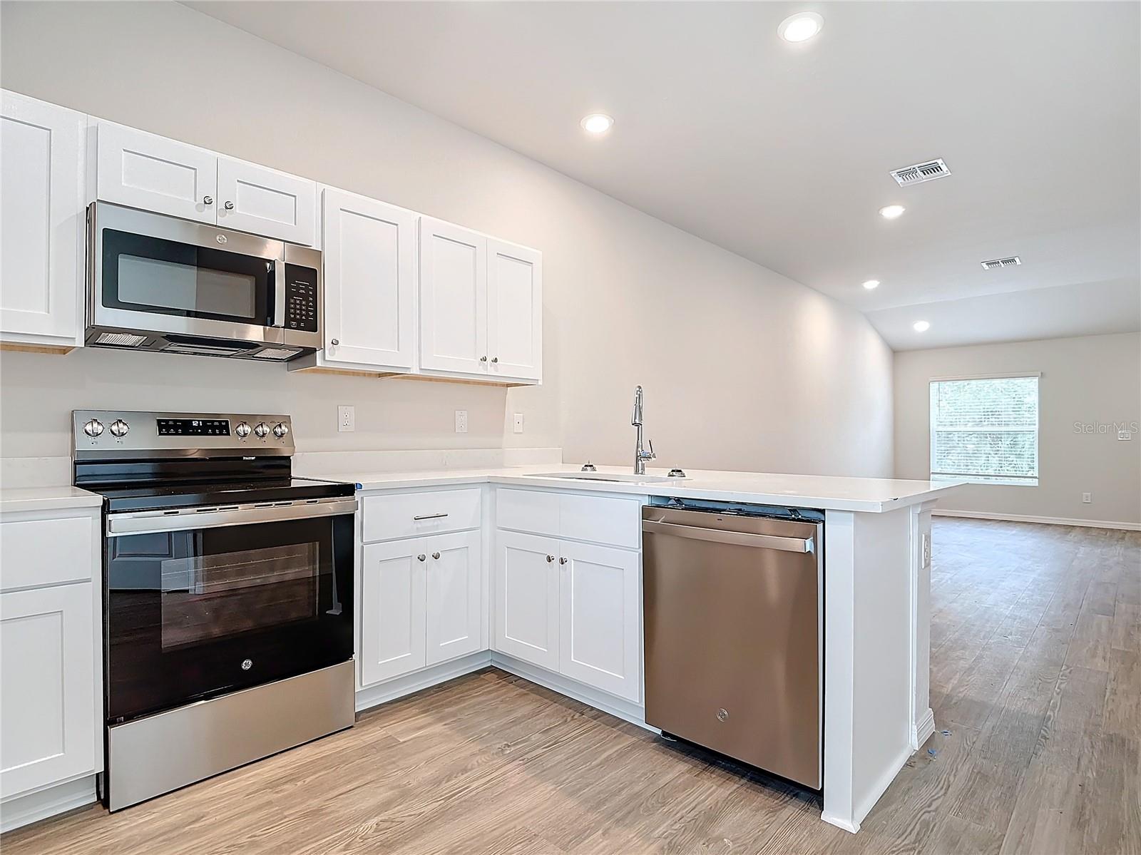 HARB HEIGHTS - Residential Income