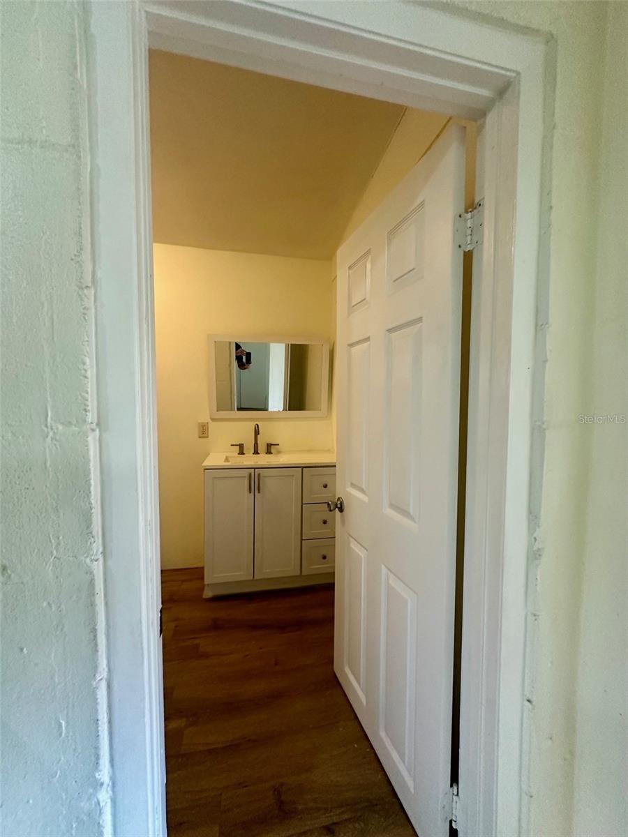 HARRIS ESTATE HARRIS LANDS REPL E 1/2 - Residential Lease