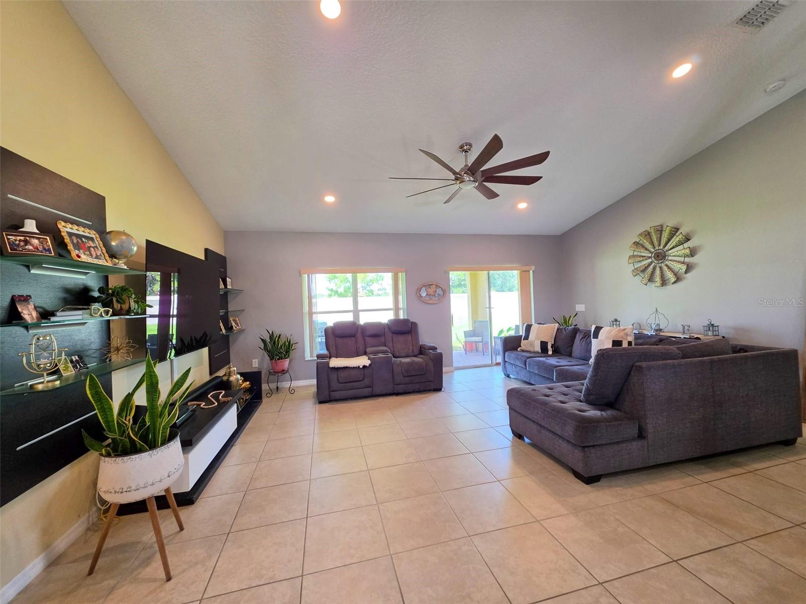 3875 GOLDEN KNOT DRIVE