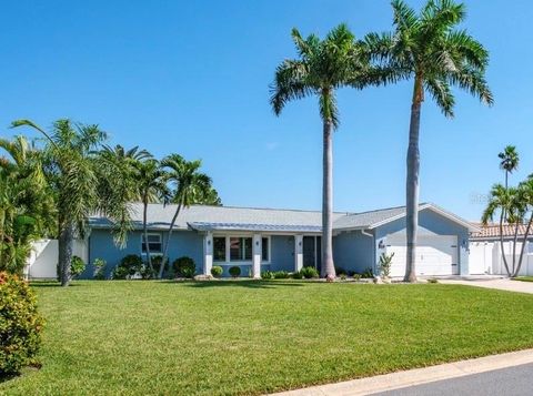 230 S JULIA CIRCLE ST PETE BEACH FL 33706