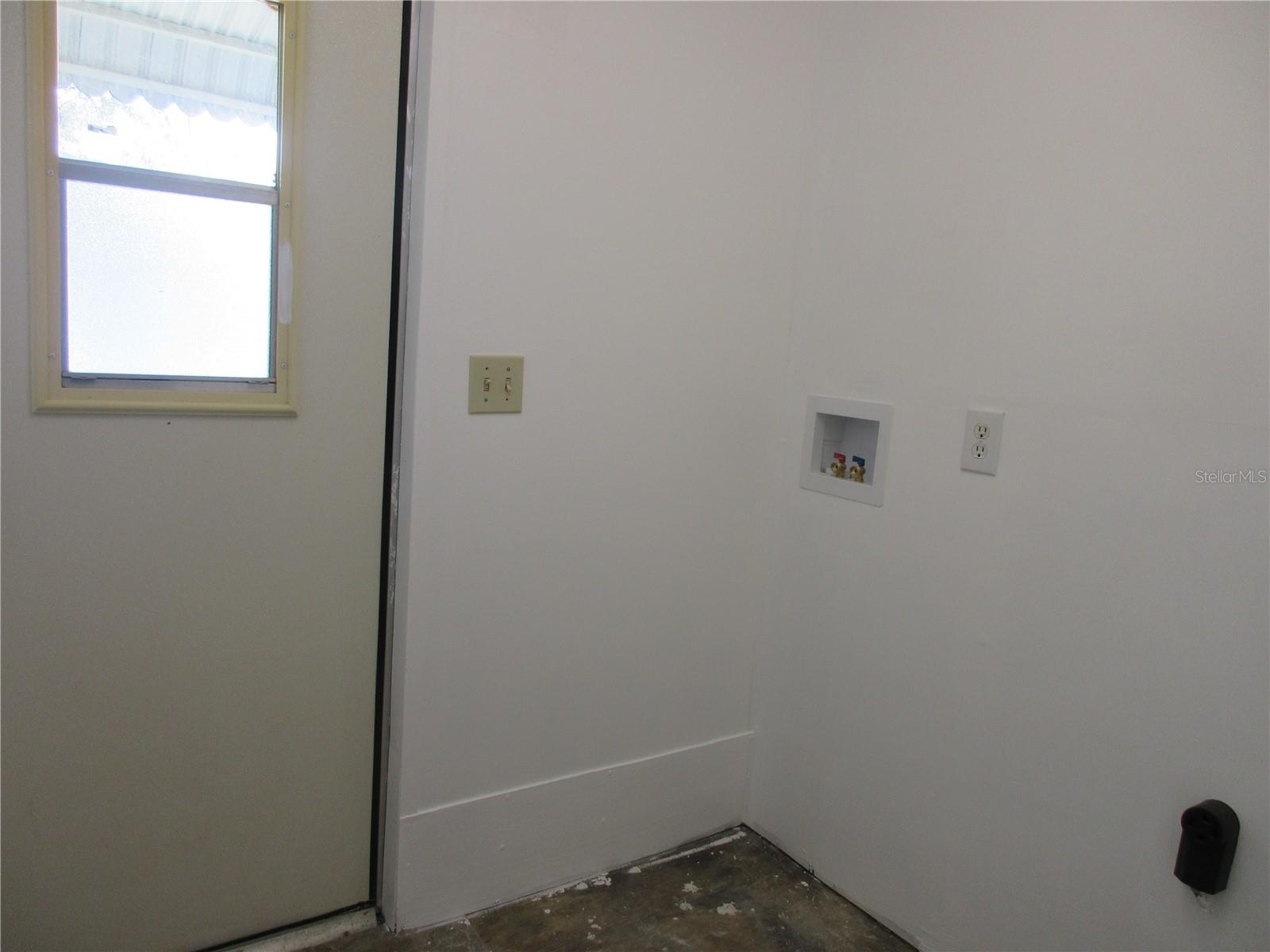 HALFMOON CAMPSITES - Residential