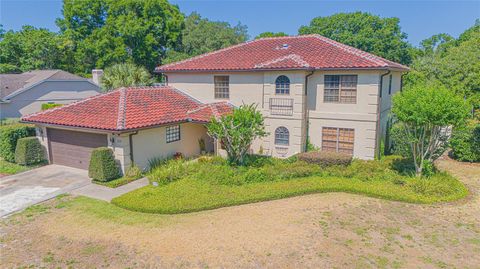 A home in LAKE MARY