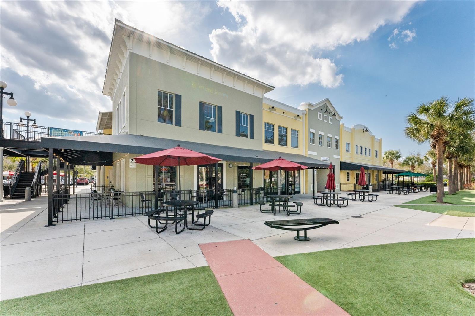 FISHHAWK RANCH TOWNCENTER PHAS - Residential