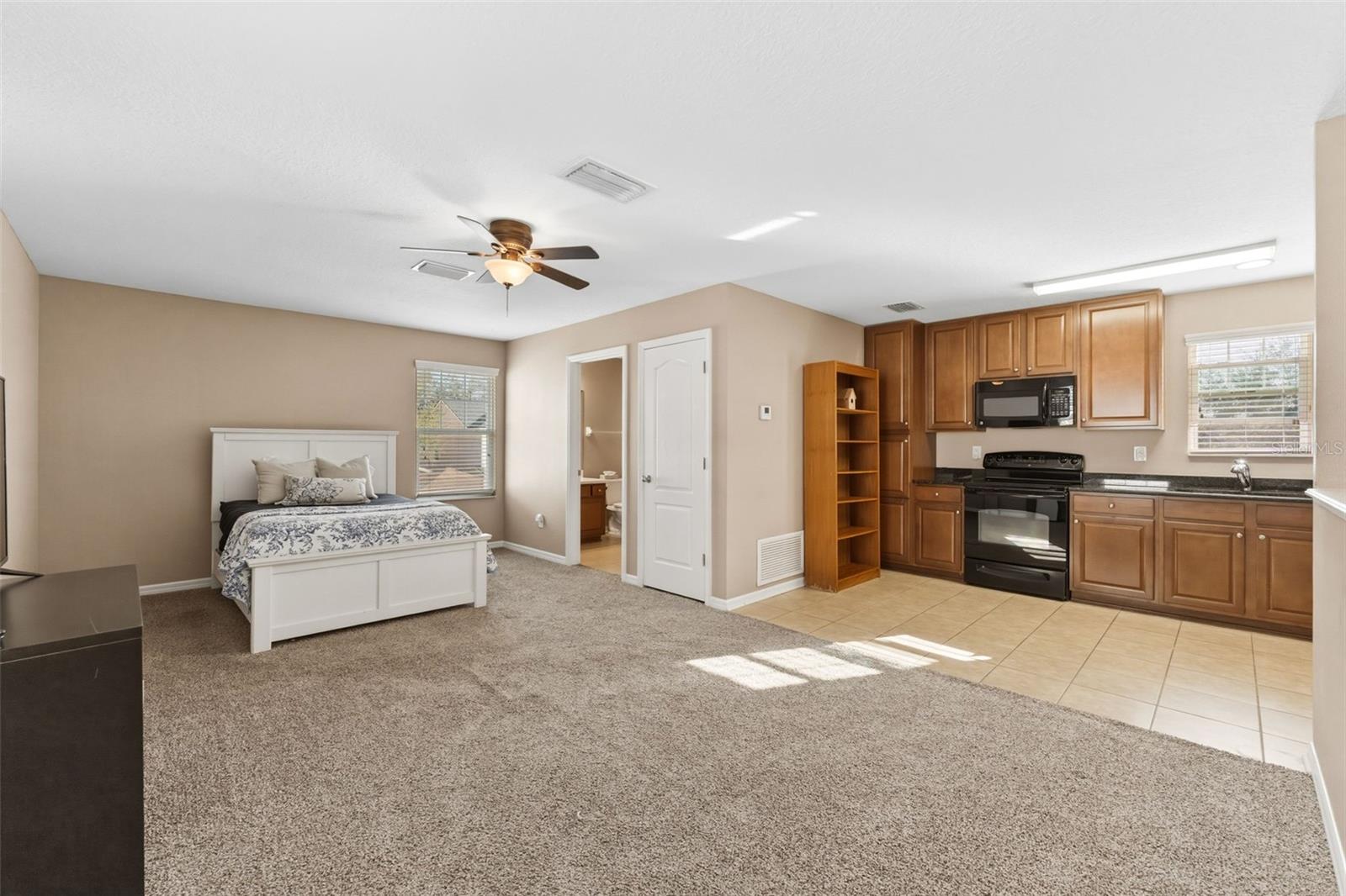 FISHHAWK RANCH TOWNCENTER PHAS - Residential