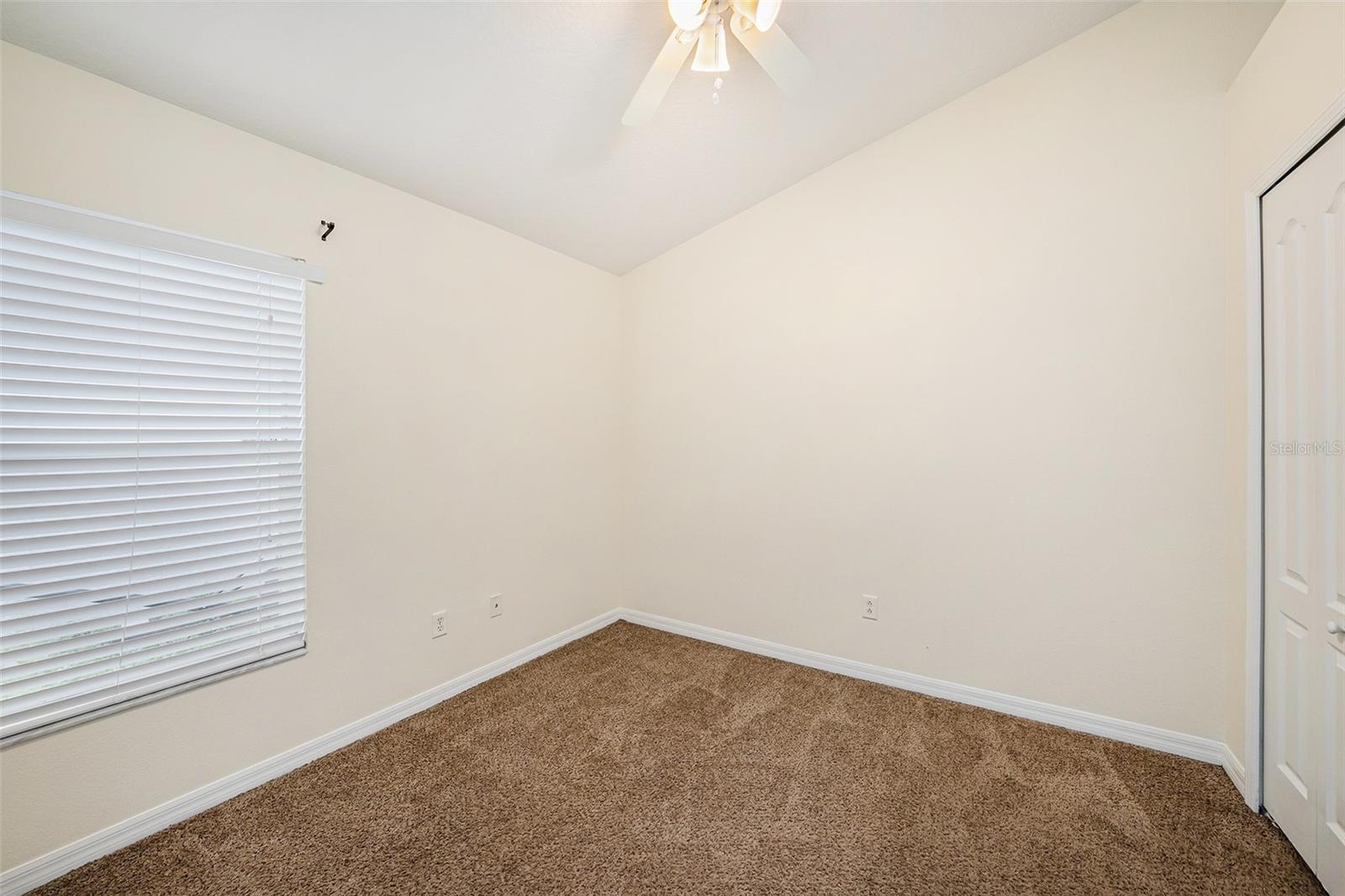 CARRIAGE POINTE PH 1 - Residential Lease