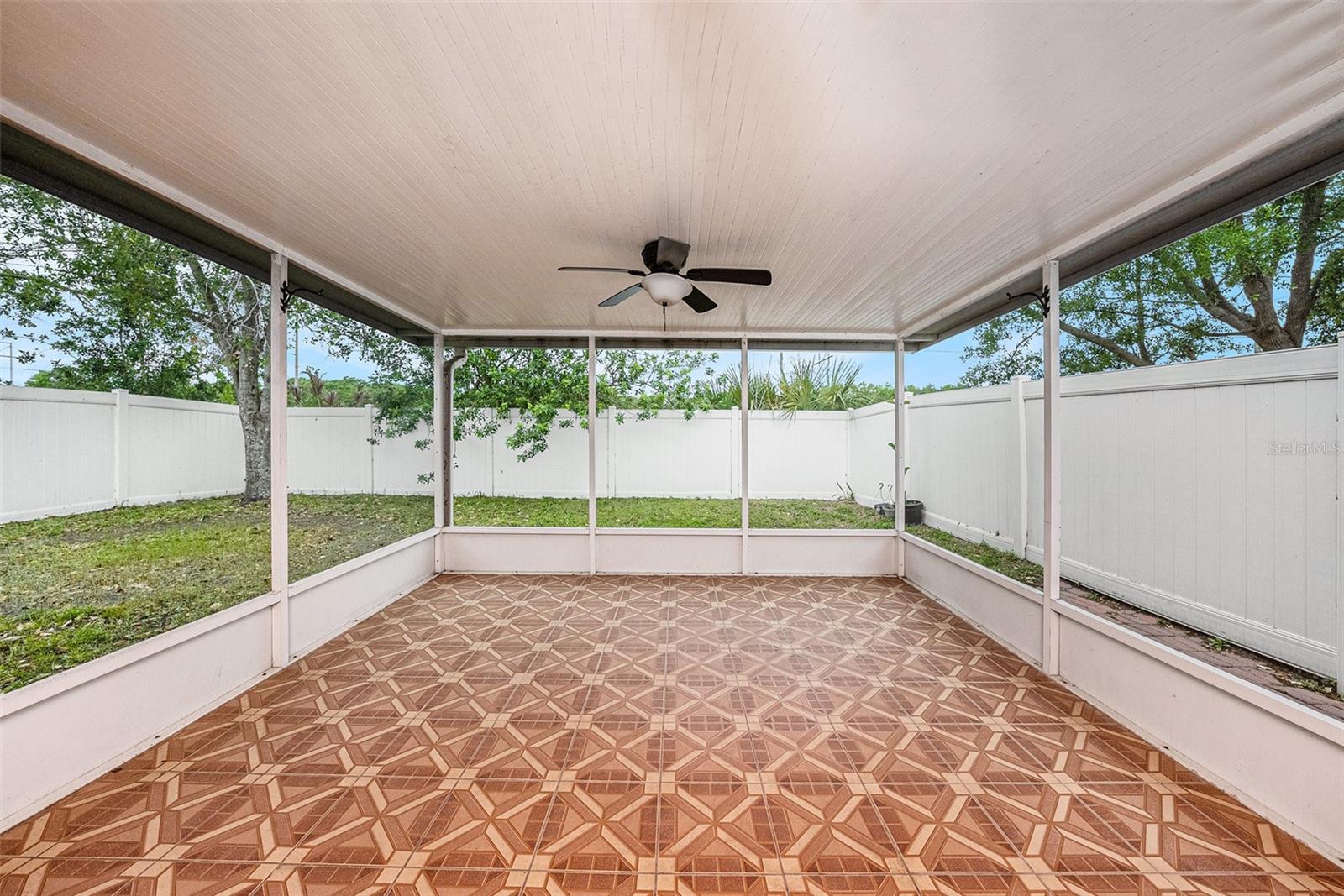 CARRIAGE POINTE PH 1 - Residential Lease