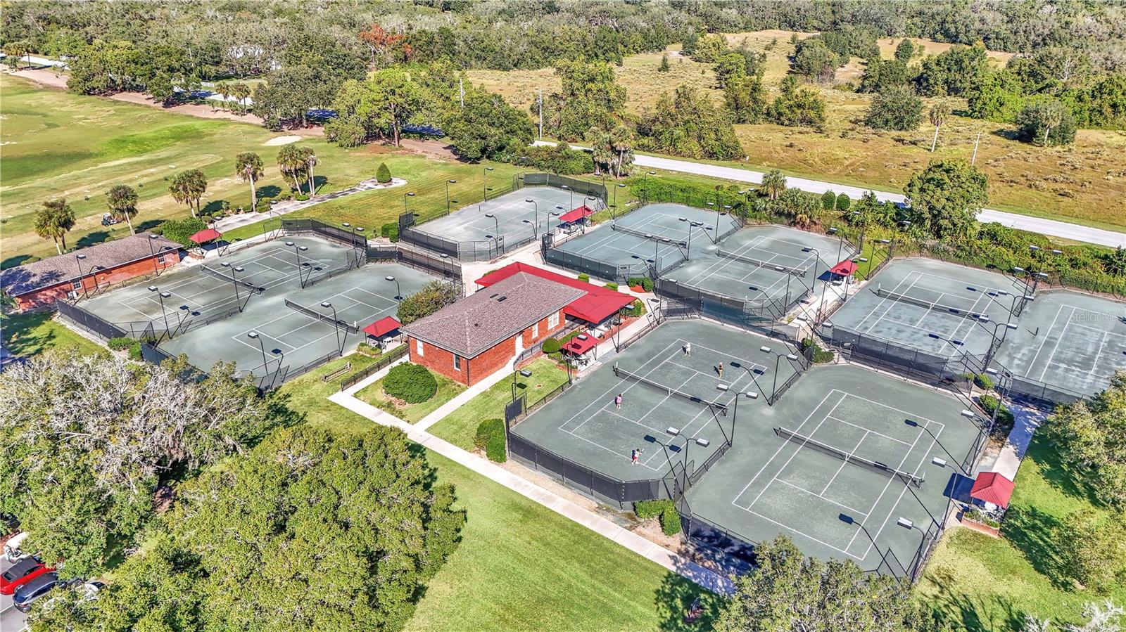 GROVE/HARBOR HILLS - Residential