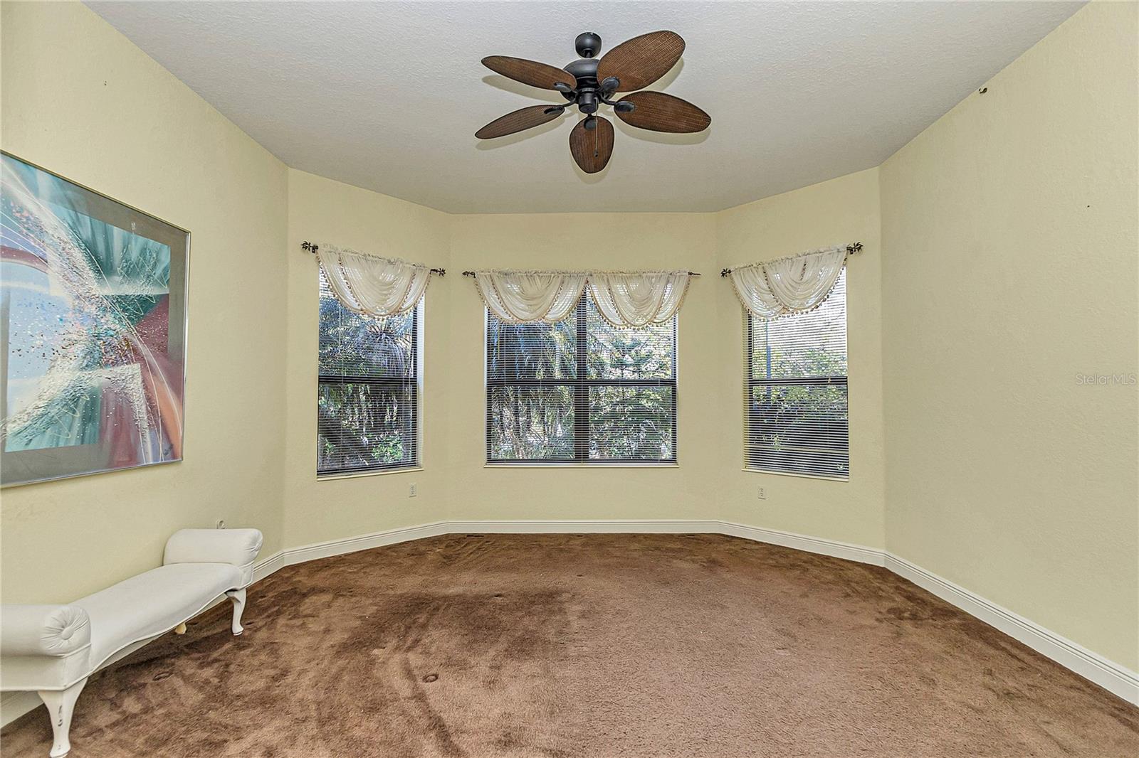 GROVE/HARBOR HILLS - Residential