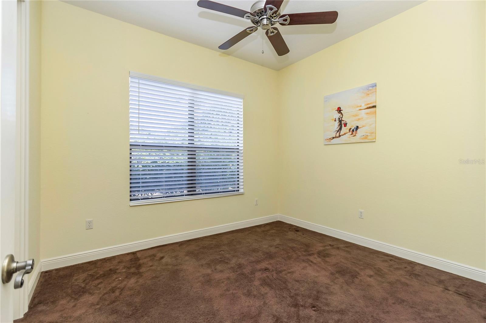 GROVE/HARBOR HILLS - Residential