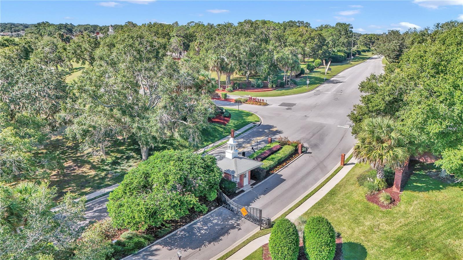 GROVE/HARBOR HILLS - Residential