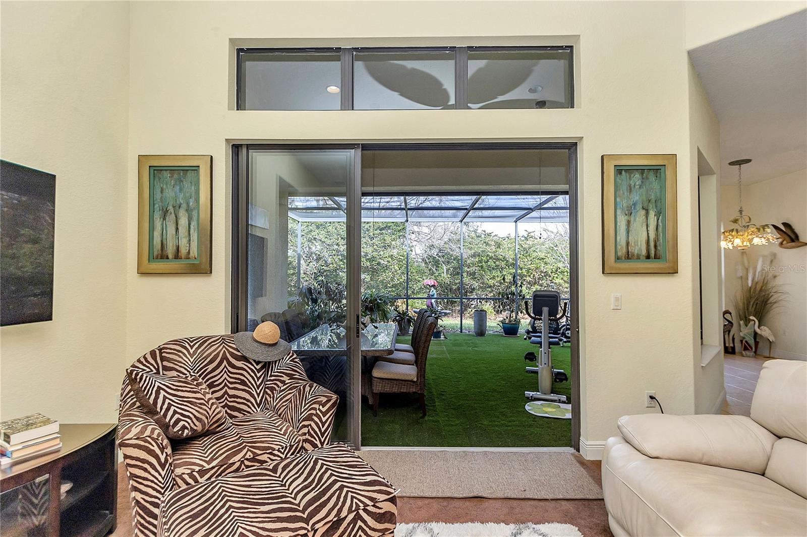 GROVE/HARBOR HILLS - Residential