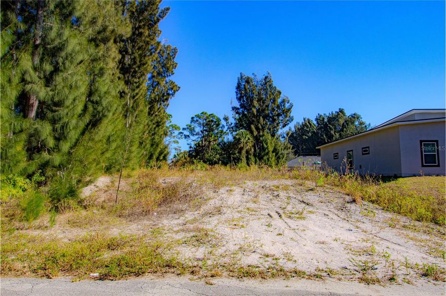 Secure a buildable residential lot in a desirable Palm Bay setting where custom homes and new construction continue to thrive. Tucked in an established neighborhood, this property offers a peaceful, residential feel with utilities nearby and easy access to schools, shopping, dining, and commuter routes. Whether you’re planning your next build or adding to your portfolio, opportunities like this are getting harder to find—especially at a price designed to move.