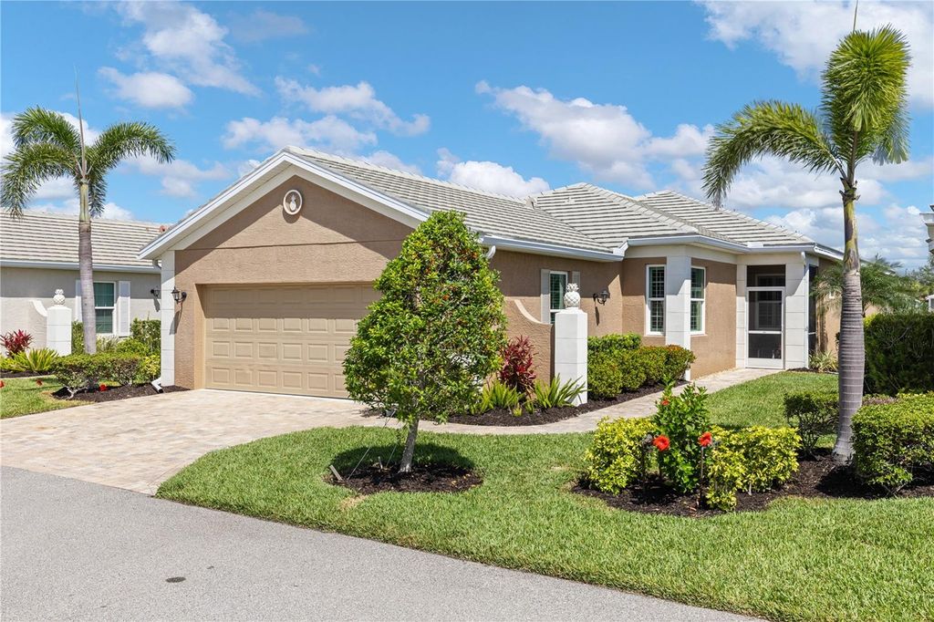 Photo of 11026 Barnsley Drive, Venice, FL 34293 (MLS # N6138300)