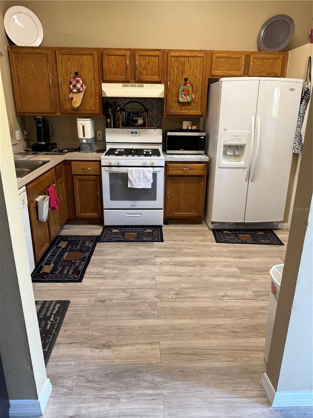 Photo of 300 Heritage Estates Lane, Deland, FL 32720 (MLS # O6377267)