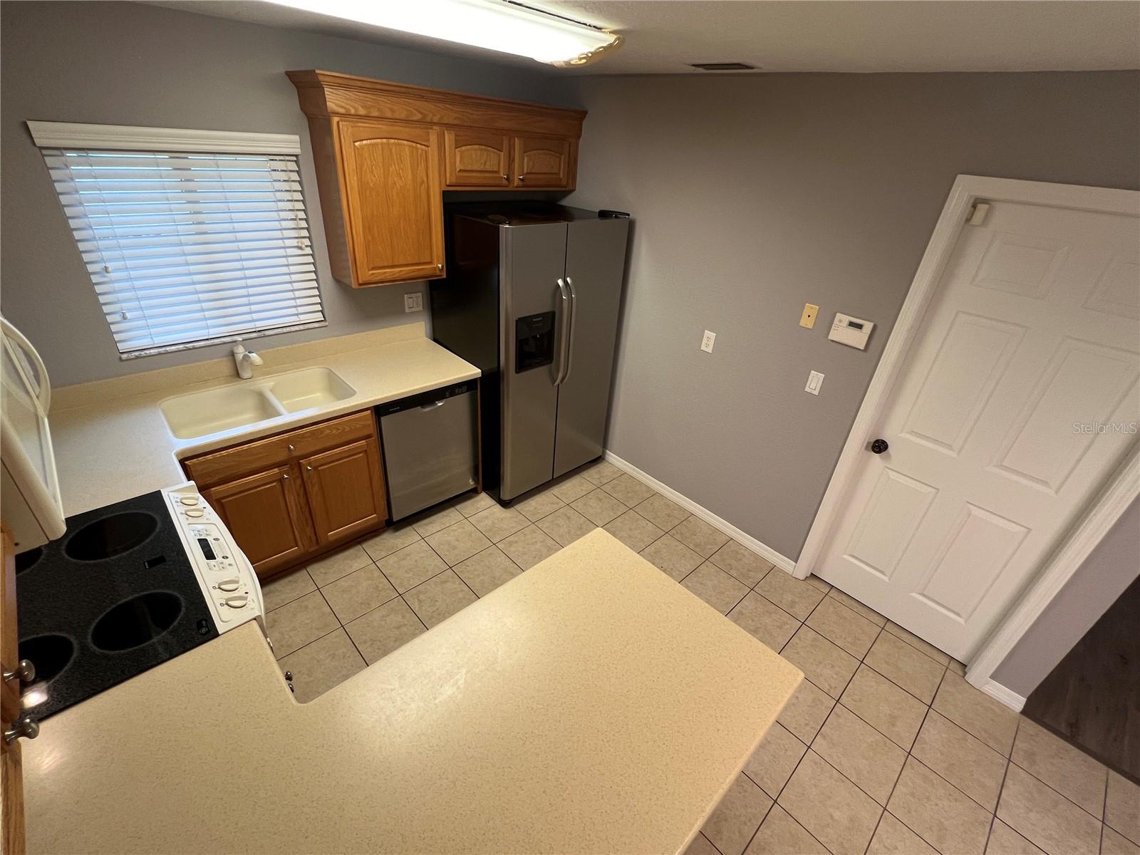 TRADE WINDS ESTATES SUB - Residential Lease