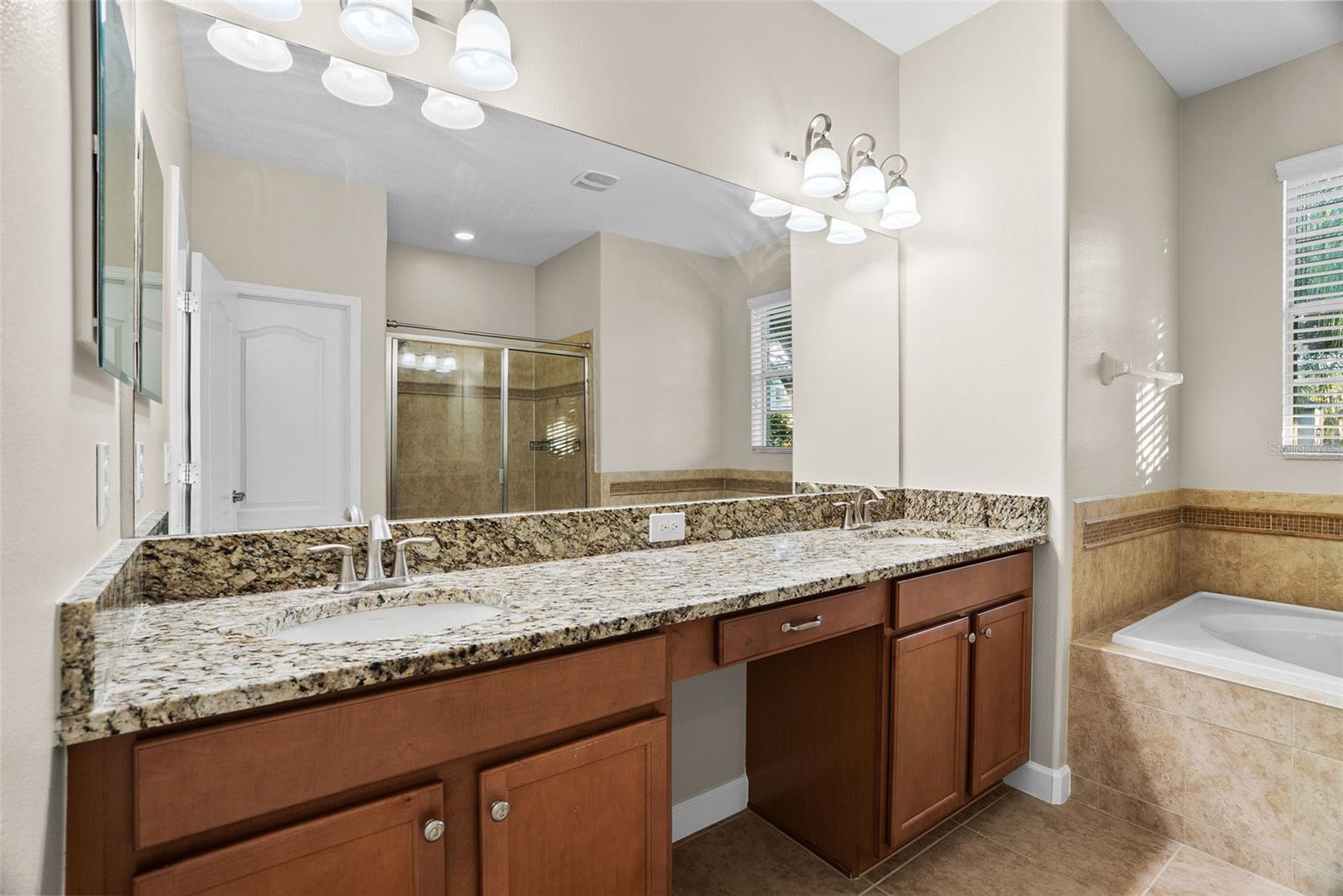 LIVE OAK PRESERVE PH 2B-VIL - Residential