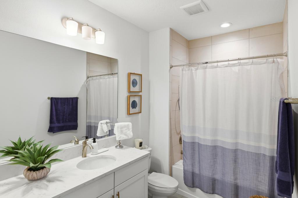 SWEETWATER AT LAKEWOOD RANCH PH I & II - Residential