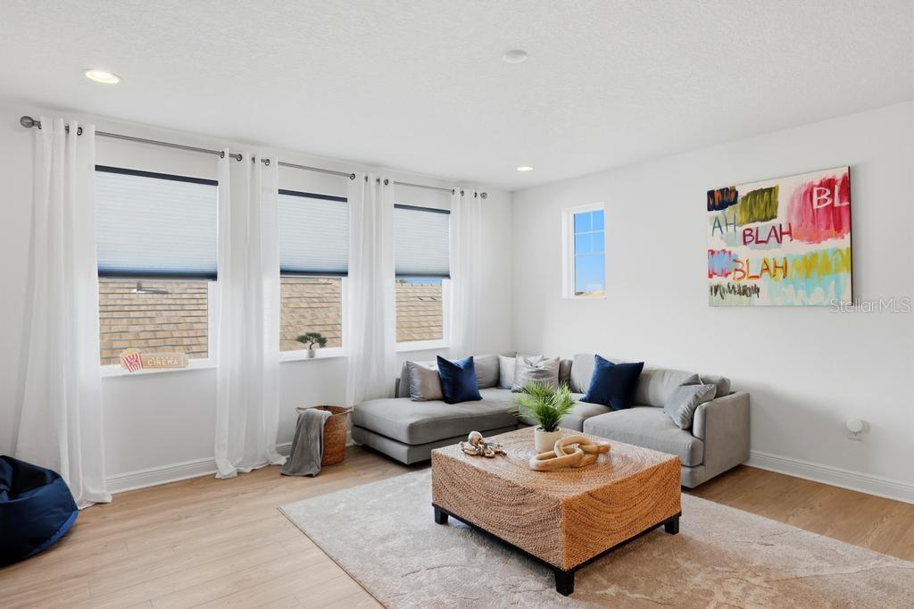 SWEETWATER AT LAKEWOOD RANCH PH I & II - Residential