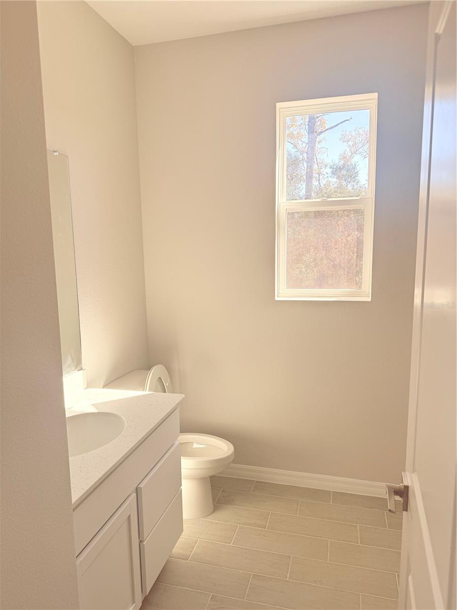 MARION OAKS UN 06 - Residential Lease