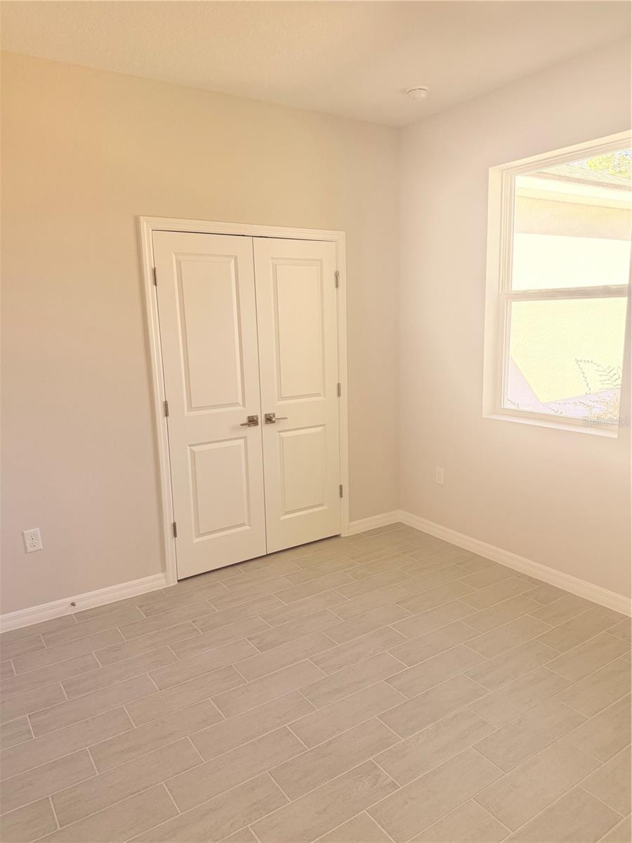 MARION OAKS UN 06 - Residential Lease