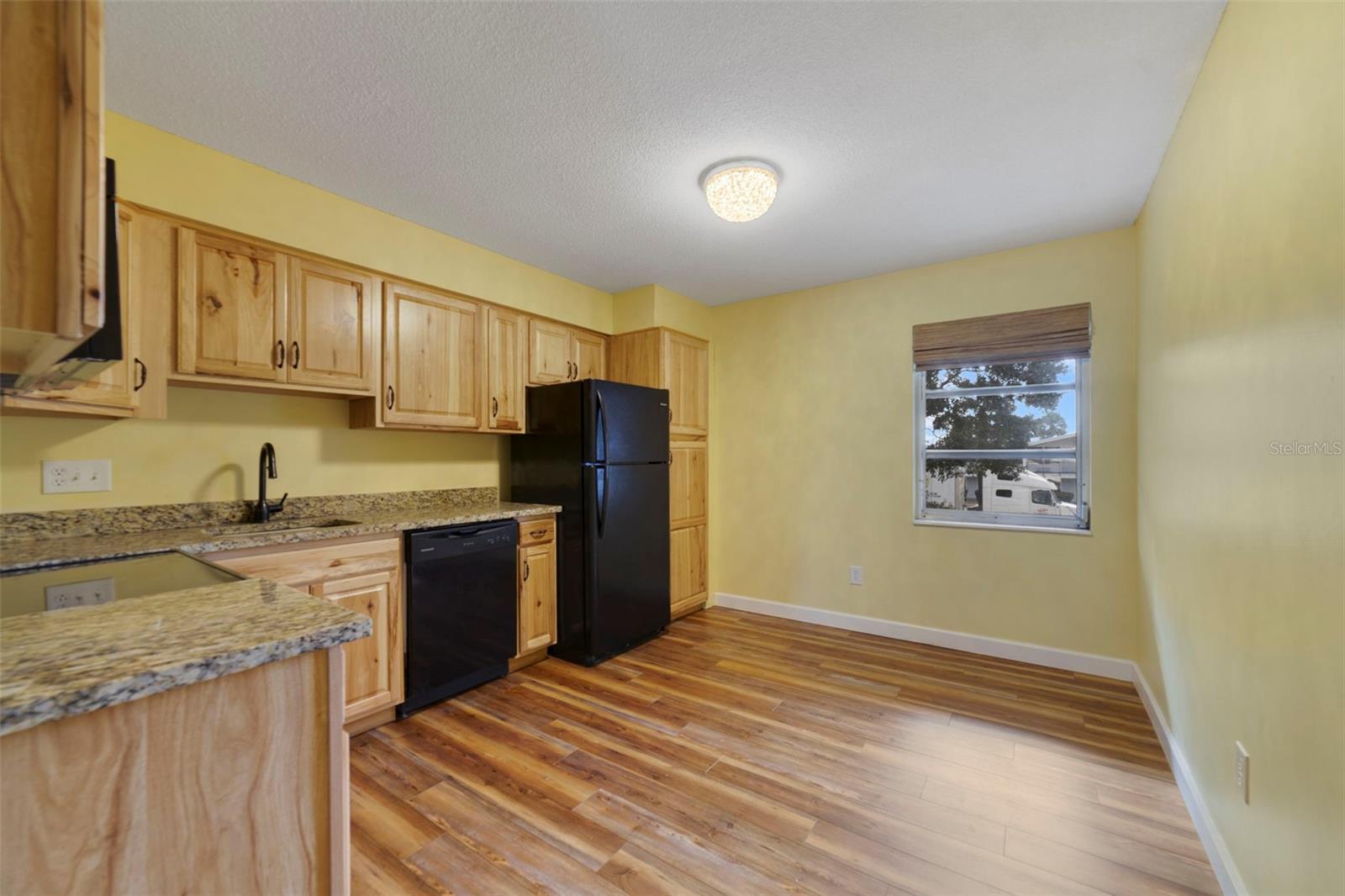 825 N PRIMROSE DRIVE 204