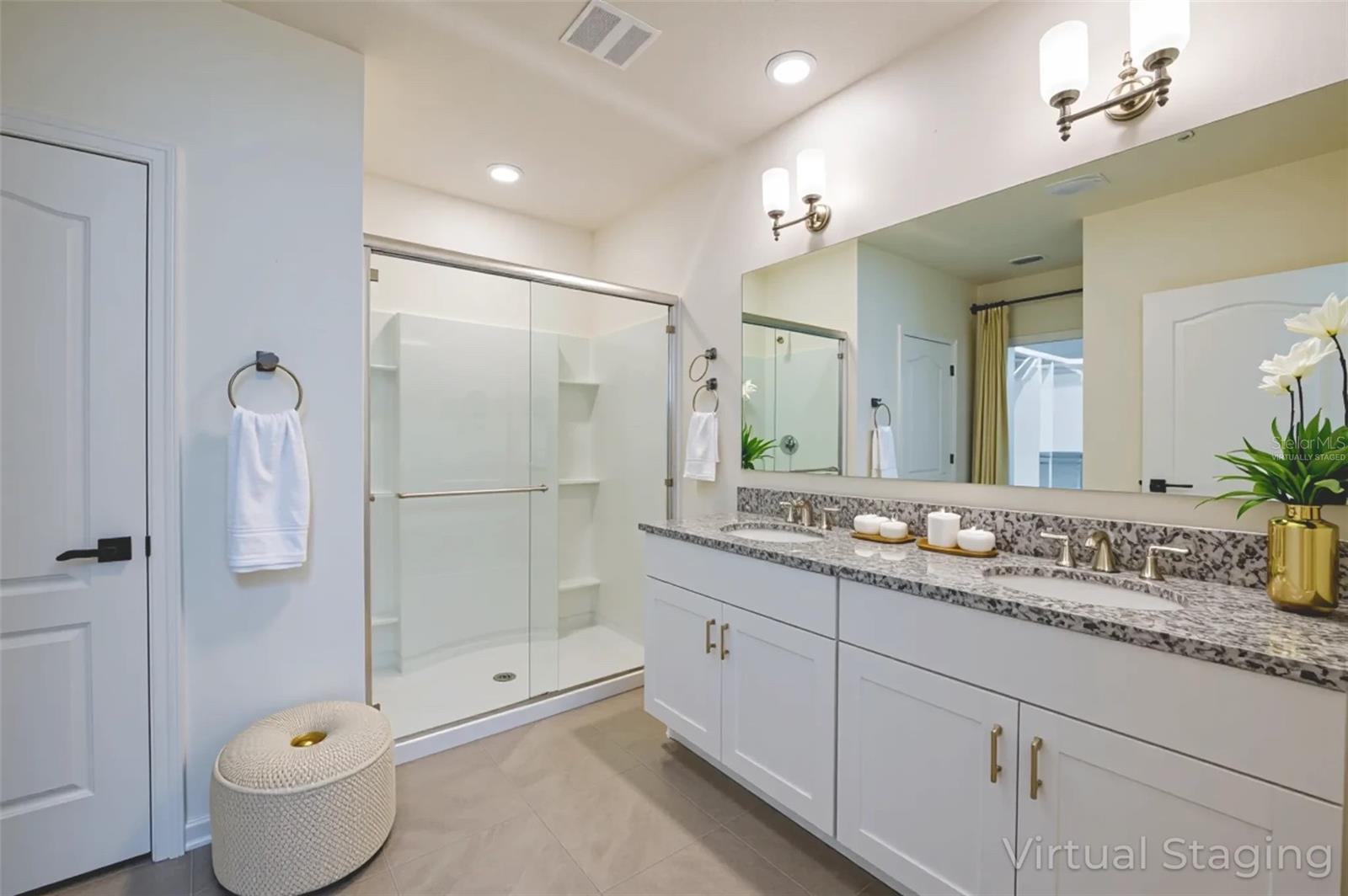 VICTORIA OAKS PH B - Residential