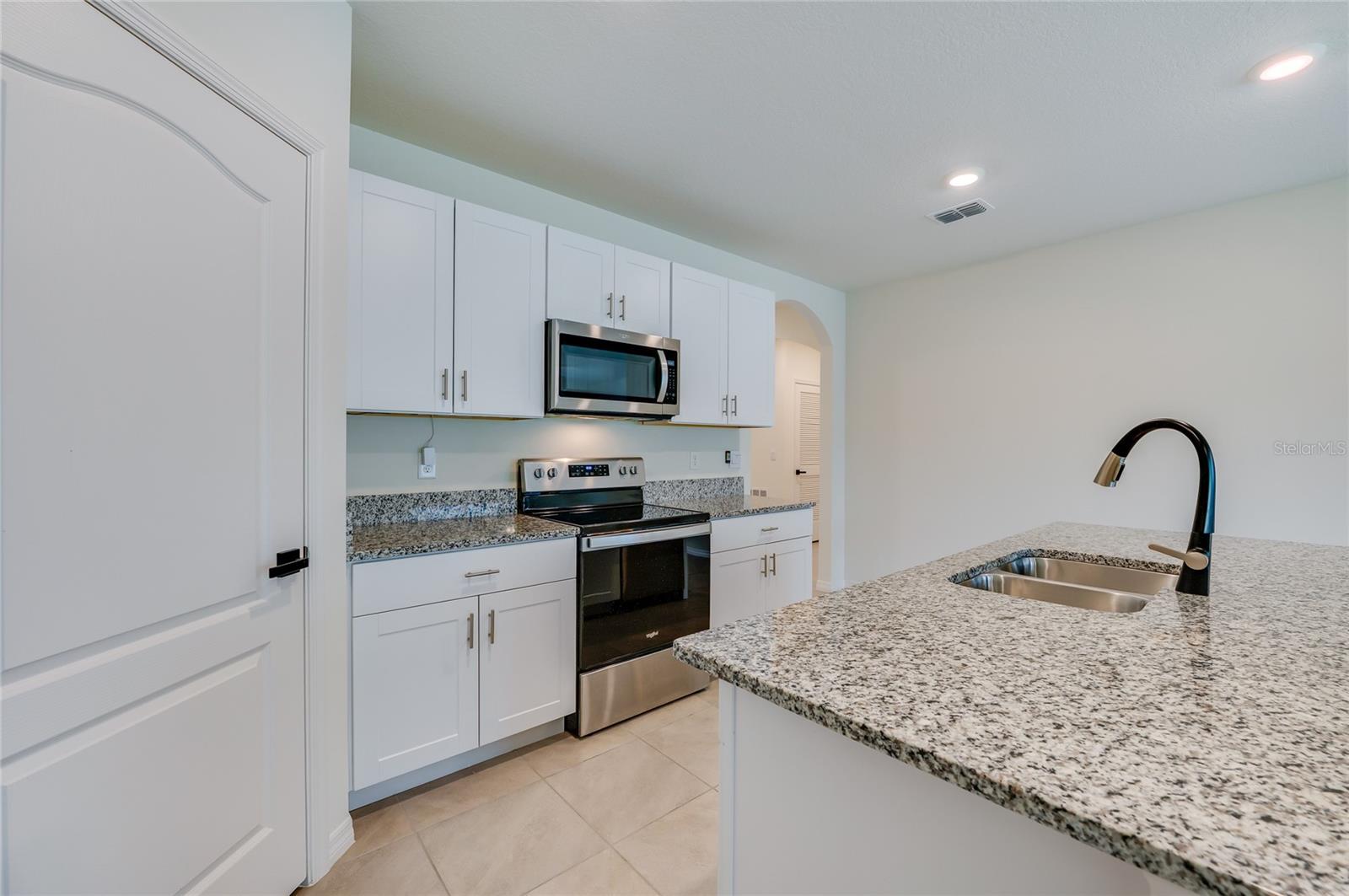 VICTORIA OAKS PH B - Residential