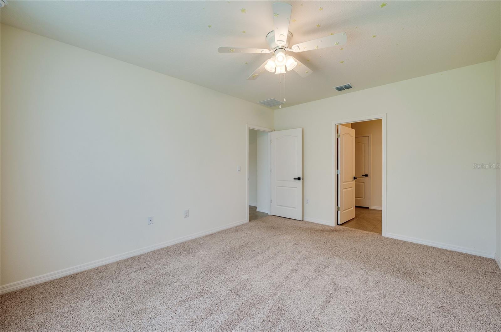 VICTORIA OAKS PH B - Residential