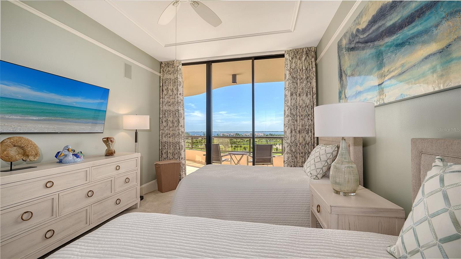 L AMBIANCE AT LONGBOAT KEY CLUB PH 02 - Residential