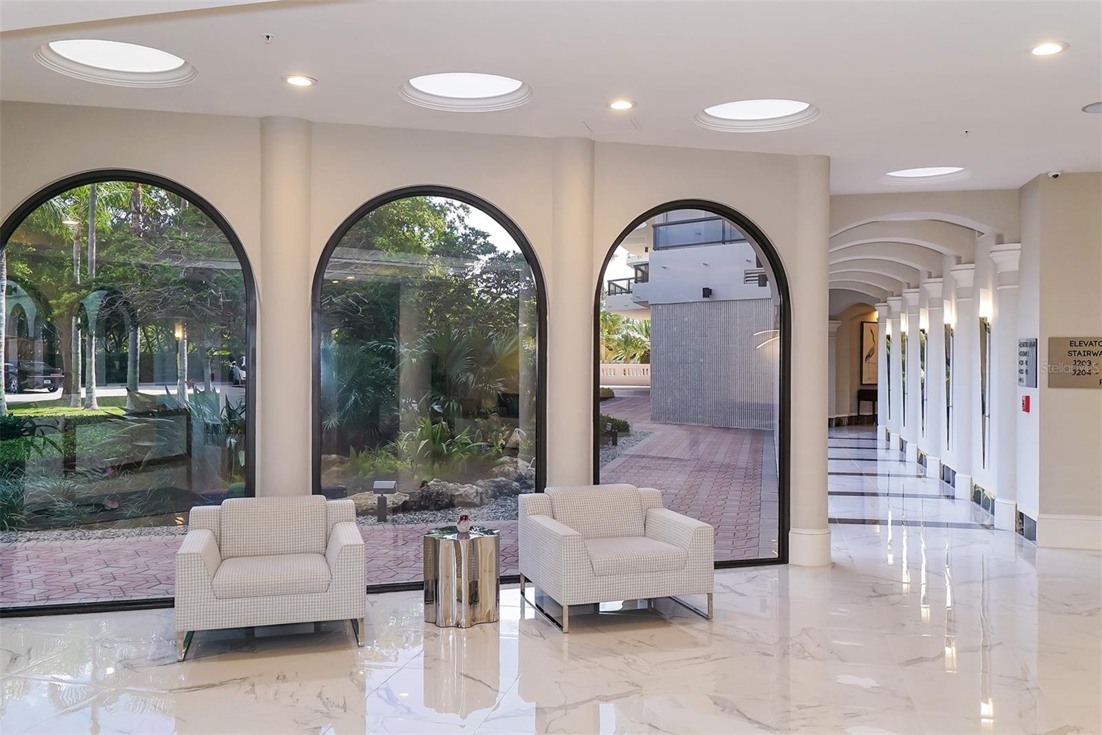 L AMBIANCE AT LONGBOAT KEY CLUB PH 02 - Residential