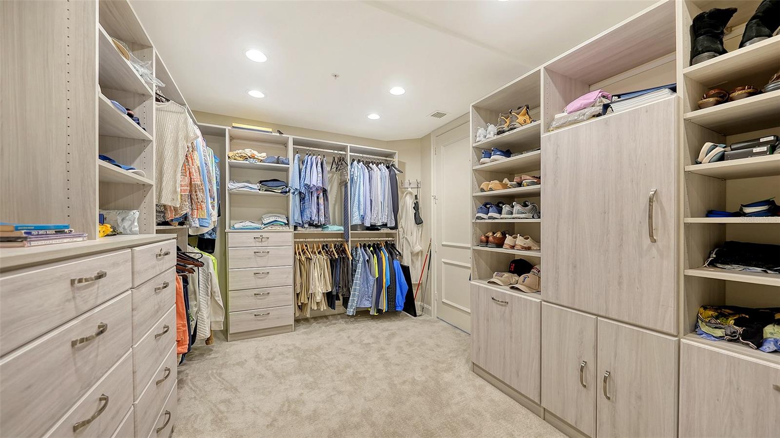 L AMBIANCE AT LONGBOAT KEY CLUB PH 02 - Residential