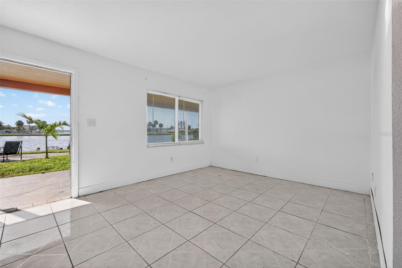 CAPRI ISLE SUB - Commercial Sale