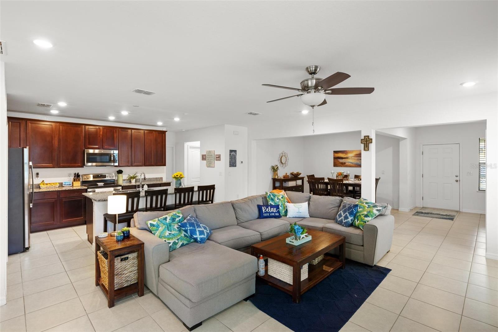 VILLA MILANO PH 4 5 & 6 - Residential